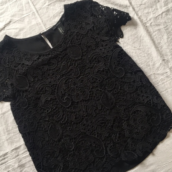 Forever 21 Lace Top - Picture 1 of 8